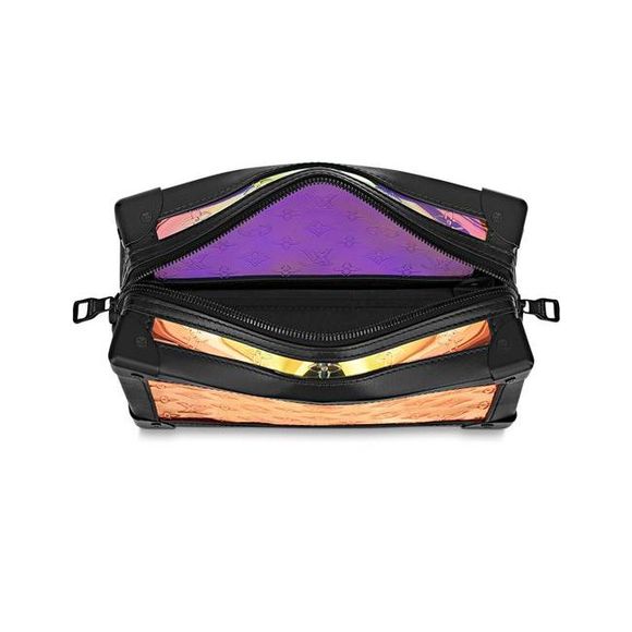 LOUIS VUITTON Soft Trunk Black/Multicolor Monogram Prism Plastic Messenger Bag - Picture 4 of 6